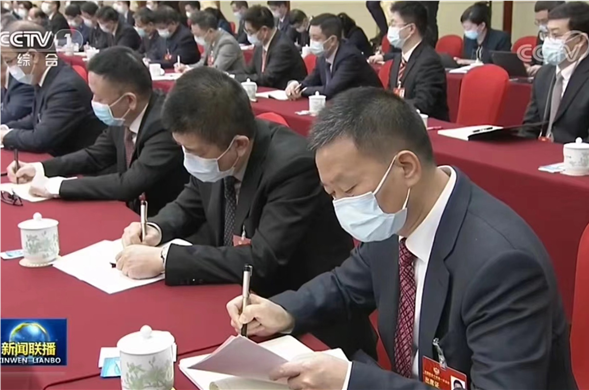 成都日报｜全国政协委员费功全：肩负社会责任 促进共同富裕